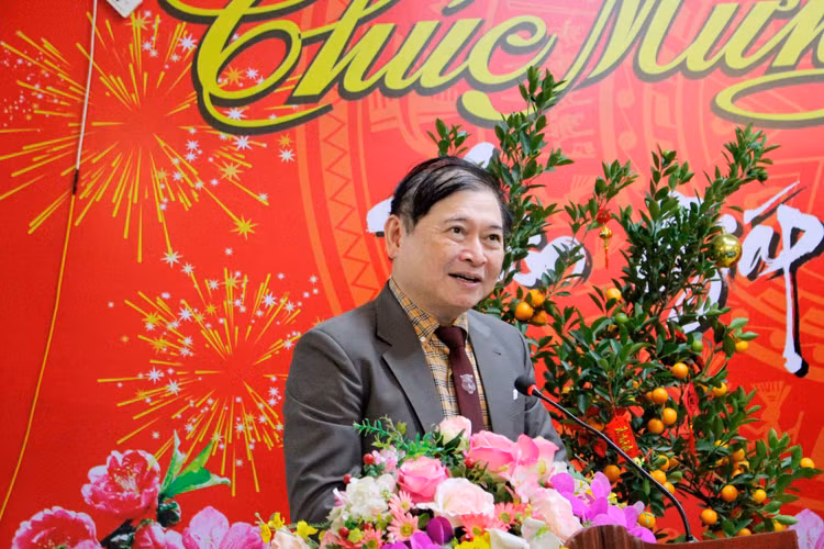 Chủ tịch Phan Xuân Dũng chúc mừng ngày Thầy thuốc Việt Nam - Hình 2 Chu tich Phan Xuan Dung chuc mung ngay Thay thuoc Viet Nam-Hinh-2