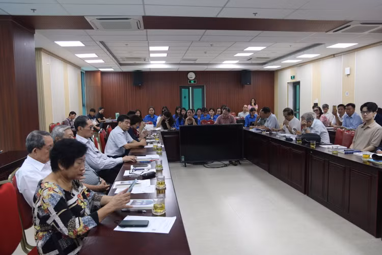 Kinh nghiệm đọc sách khoa học: Sách là tri kỷ, người yêu bất tử - Hình 3 Kinh nghiem doc sach khoa hoc: Sach la tri ky, nguoi yeu bat tu-Hinh-3