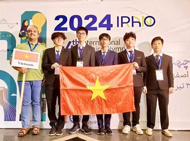 HCV Olympic Vat ly Than The Cong: Bi quyet la khong bo cuoc