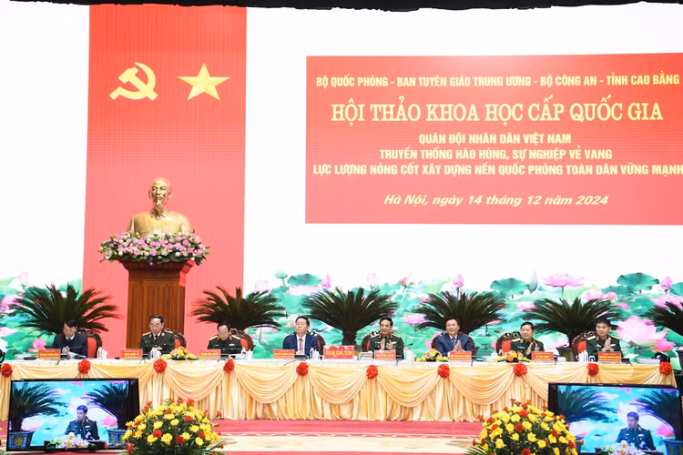80 nam qua, Quan doi ta khong ngung lon manh, truong thanh