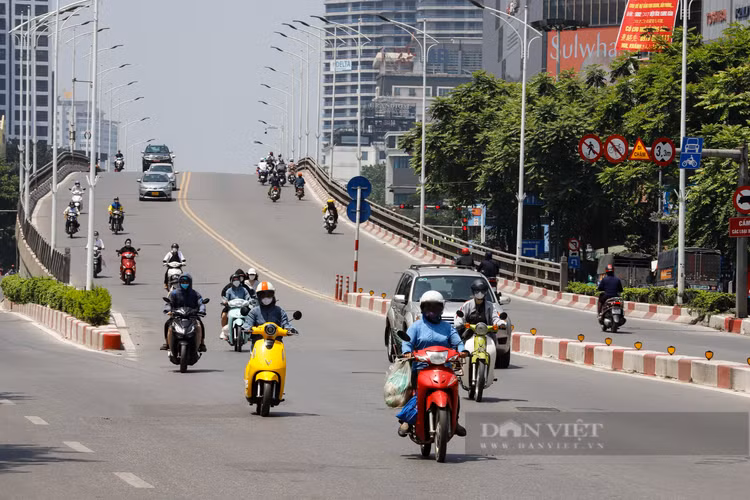 Thue khach san, vao trung tam thuong mai tranh nong vi cat dien-Hinh-2