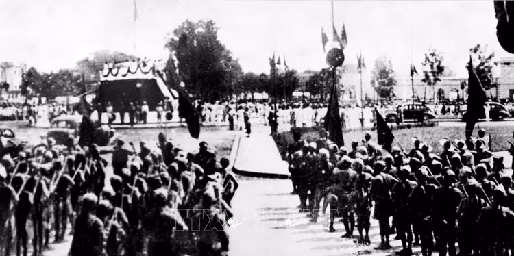 cong-an-nhan-dan.jpg