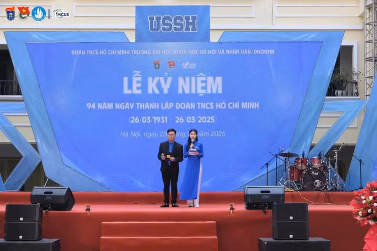 nam-sinh-khiem-thi-do-nam-khanh-lan-toa-anh-sang-tu-bong-toi.jpg