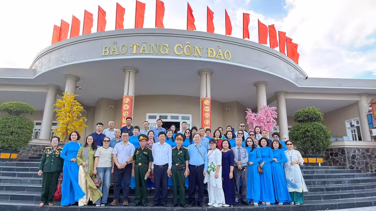 con-dao.jpg