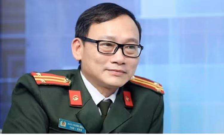 dao-trung-hieu-3483.png