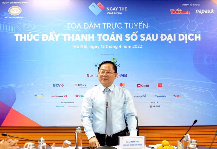 Báo Tiền Phong phối hợp với nhiều đơn vị, doanh nghiệp, tổ chức tọa đàm, hội thảo. Báo Tiền Phong phối hợp với nhiều đơn vị, doanh nghiệp, tổ chức tọa đàm, hội thảo.