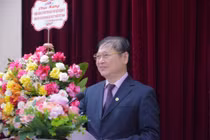 Chủ tịch Phan Xuân Dũng trao bằng khen Viện Chính sách, Pháp luật và Quản lý