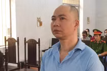 Lĩnh án chung thân vì bắn chết người tình của vợ