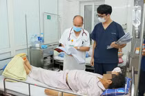 Ăn món gỏi cua sống, nam thanh niên 31 tuổi bị nhiễm “sán lá phổi”