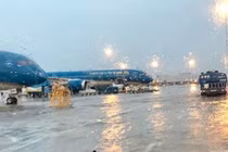 4 sân bay miền Trung tạm dừng bay để tránh bão Trà Mi
