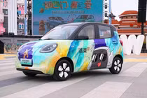 Cận cảnh Wuling Hongguang Mini EV 5 cửa "siêu rẻ" từ 147 triệu đồng