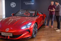 MG Cyberster ra mắt tại quê hương Anh quốc, từ 1,6 tỷ đồng