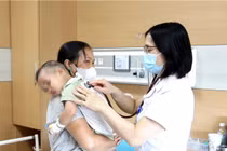 Tăng nhanh số lượng trẻ viêm phổi do mắc virus RSV: phòng tránh thế nào