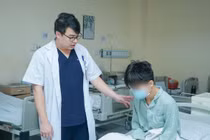 Hoại tử “cậu nhỏ” do sự tò mò của tuổi mới lớn