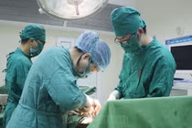 Tự phá thai tại nhà người phụ nữ 46 tuổi suýt tử vong