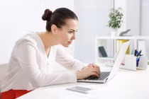 Tư thế ngồi phòng bệnh cột sống