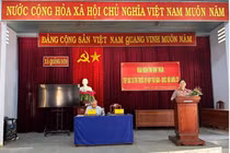 Chủ tịch Phan Xuân Dũng tiếp xúc cử tri ở Ninh Thuận