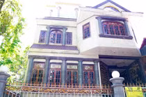 Trầm trồ biệt thự xa hoa của danh ca Ngọc Sơn