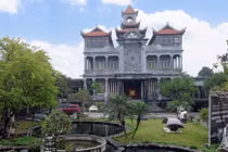 Chiêm ngưỡng lâu đài đá "độc nhất vô nhị" ở Ninh Binh