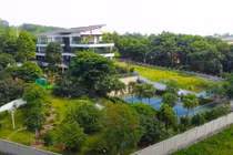 Biệt thự hoành tráng rộng 6.000m2 của bác sĩ thẩm mỹ nổi tiếng
