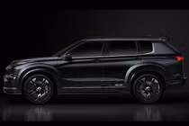 Mitsubishi Outlander PHEV bản Ralliart từ 901,2 triệu đồng sắp lộ diện?