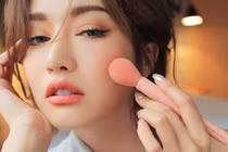 Bí quyết trang điểm “cấp tốc” cho ngày Tết bận rộn