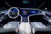 Cận cảnh Mercedes-Benz EQS 2025 nâng cấp, pin chạy xa và sang chảnh hơn