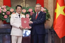 Thăng quân hàm Đại tướng, Thượng tướng cho lãnh đạo Công an và Quân đội 