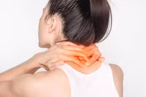 Thói quen xấu âm thầm giảm "tuổi thọ" xương khớp