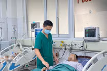 Suy gan, tan máu vì loài ký sinh "ngủ quên" trong cơ thể 20 năm