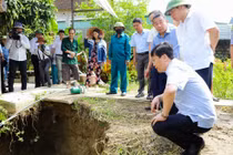 Hơn 10 tỷ đồng hỗ trợ người dân bị thiệt hại do sụt lún đất
