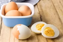 Trứng gà "ngon, bổ, rẻ" nhưng kỵ với những người này