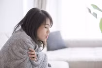 Người bị cúm có nên tắm hay xông hơi không?