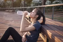 Thói quen buổi sáng giúp giải độc gan và thận hiệu quả