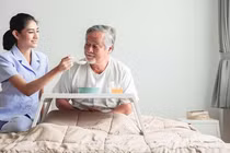 Bữa sáng lành mạnh dễ tiêu hóa cho người cao tuổi