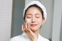 Thói quen hàng ngày giúp làn da trẻ lâu, hạn chế nếp nhăn