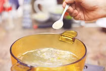 Thời điểm nêm gia vị vào món ăn, ít ai biết