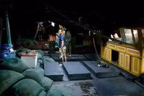 Bắt 9 tàu cá khai thác thủy sản kiểu "tận diệt" tại Quảng Ninh
