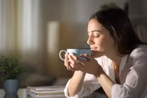 Lợi ích sức khỏe tuyệt vời khi kết hợp trà với đường phèn