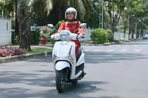 Phụ nữ chọn mua xe tay ga cần lưu ý những gì?