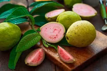 Hàm lượng vitamin C trong quả ổi gấp 4 lần cam