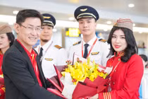 Vietjet chào mừng chuyến bay đầu tiên giữa Kuala Lumpur (Malaysia) và Hà Nội