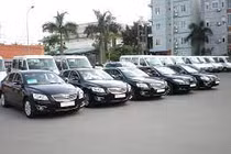 Nâng mức giá mua ôtô công lên tới 5 tỷ đồng/xe 