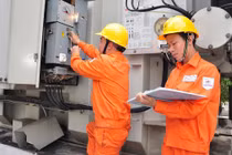 Dân bức xúc vì tiền điện tăng đột biến, ngành điện giải thích sao?