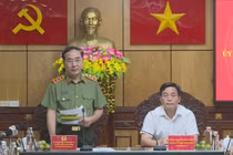 Thứ trưởng Bộ Công an Trần Quốc Tỏ làm việc với Công an tỉnh Đắk Lắk 