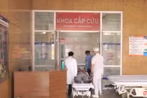 Cụ ông 82 tuổi phục hồi ngoại mục sau cú ngã gãy cột sống cổ