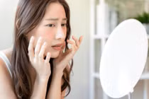 Dưỡng da đúng cách tránh tiết dầu gây bệnh