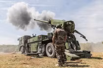 Quân đội Ukraine đã sử dụng pháo tự hành CAESAR do Pháp viện trợ