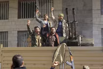 Yemen: Houthi giành ưu thế chiến lược, liên minh Ả rập Xê út tuyên bố phản công thắng lợi