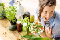 Cẩn thận khi giảm cân bằng phương pháp detox